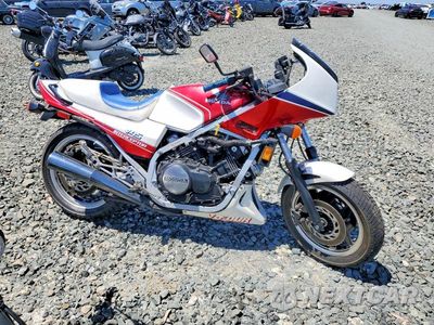 1983 HONDA VF750 F JH2RC1506DM004881 - główne zdjęcie licytacji z USA - miniatura