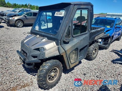 Drugie zdjęcie samochodu z przodu: 2011 POLARIS RANGER UTILITY VEHICLE VIN:4XATY76A4B2180757 - miniatura