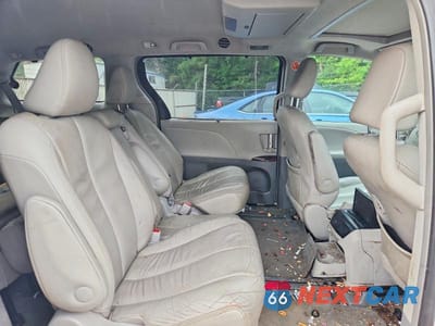 Zdjęcie 11 z 13 samochodu: 2013 TOYOTA SIENNA XLE 8-PASSENGER VIN:5TDYK3DC2DS382540 - miniatura