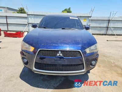 Piąte zdjęcie samochodu w środku: 2010 MITSUBISHI OUTLANDER SE VIN:JA4AS3AW1AZ014435 - miniatura