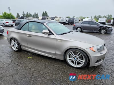 Czwarte zdjęcie samochodu z boku: 2012 BMW 135 I VIN:WBAUN7C53CVM26496 - miniatura