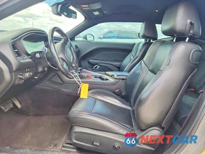Zdjęcie 7 z 12 samochodu: 2018 DODGE CHALLENGER SXT VIN:2C3CDZAG4JH305696 - miniatura