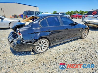 Trzecie zdjęcie samochodu z tyłu: 2011 BMW 328 I VIN:WBAPH7C55BE682089 - miniatura