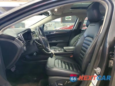 Zdjęcie 7 z 12 samochodu: 2019 FORD FUSION SEL VIN:3FA6P0CD2KR110383 - miniatura