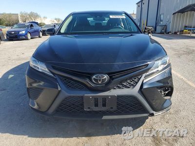Piąte zdjęcie samochodu w środku: 2020 TOYOTA CAMRY SE VIN:4T1M11AKXLU971276 - miniatura