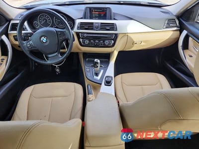 Zdjęcie 8 z 12 samochodu: 2018 BMW 320 I VIN:WBA8A9C5XJAH14726 - miniatura
