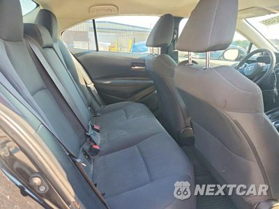 Zdjęcie 10 z 12 samochodu: 2021 TOYOTA COROLLA LE VIN:5YFEPMAEXMP175158 - miniatura