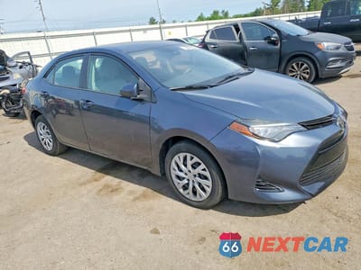 Czwarte zdjęcie samochodu z boku: 2017 TOYOTA COROLLA LE VIN:5YFBURHE8HP593769 - miniatura