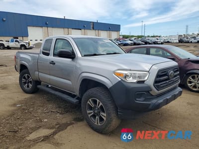 Czwarte zdjęcie samochodu z boku: 2019 TOYOTA TACOMA SR VIN:5TFSX5EN5KX069217 - miniatura