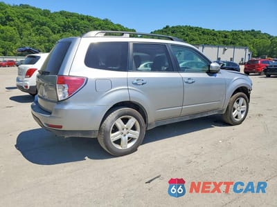 Trzecie zdjęcie samochodu z tyłu: 2010 SUBARU FORESTER 2.5X PREMIUM VIN:JF2SH6CC1AH780525 - miniatura