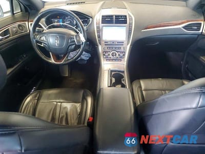 Zdjęcie 8 z 12 samochodu: 2019 LINCOLN MKZ RESERVE II VIN:3LN6L5MU9KR622252 - miniatura