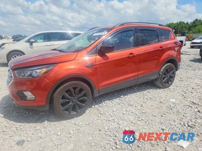 2019 FORD ESCAPE SE 1FMCU9GD1KUA51688 - główne zdjęcie licytacji z USA - miniatura