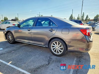 Drugie zdjęcie samochodu z przodu: 2013 TOYOTA CAMRY LE VIN:4T4BF1FK0DR303379 - miniatura