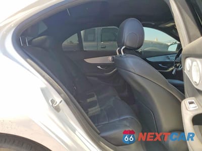 Zdjęcie 10 z 12 samochodu: 2021 MERCEDES-BENZ C 300 VIN:W1KWF8DBXMR631655 - miniatura