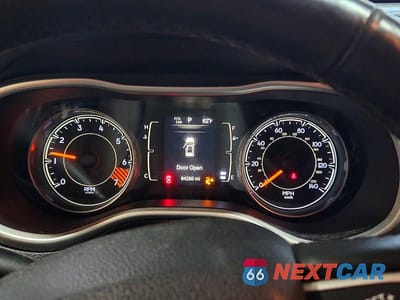 Zdjęcie 9 z 13 samochodu: 2014 JEEP CHEROKEE LATITUDE VIN:1C4PJMCB8EW125722 - miniatura