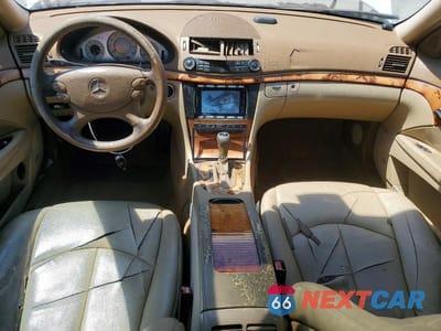 Zdjęcie 8 z 12 samochodu: 2008 MERCEDES-BENZ E 350 VIN:WDBUF56X28B283002 - miniatura