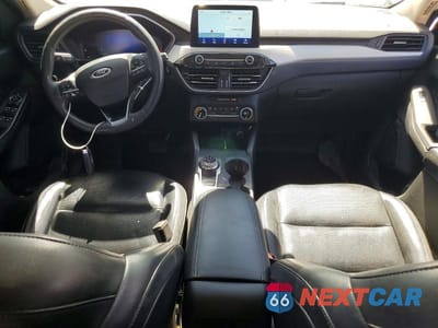 Zdjęcie 8 z 12 samochodu: 2020 FORD ESCAPE SE SPORT VIN:1FMCU0BZ2LUC56002 - miniatura