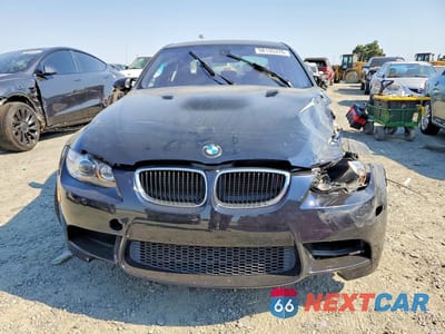 Piąte zdjęcie samochodu w środku: 2011 BMW M3 VIN:WBSPM9C54BE202465 - miniatura