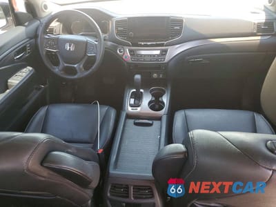 Zdjęcie 8 z 13 samochodu: 2020 HONDA PILOT VIN:5FNYF5H51LB014896 - miniatura