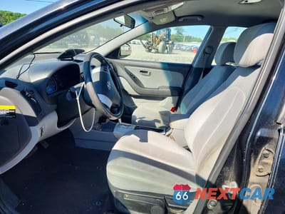 Zdjęcie 7 z 12 samochodu: 2009 HYUNDAI ELANTRA GLS VIN:KMHDU46DX9U603515 - miniatura