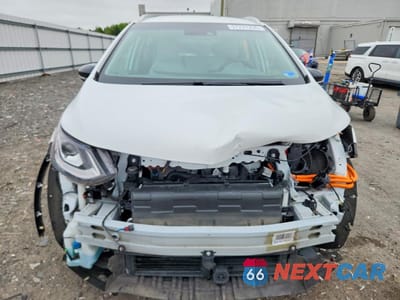 Piąte zdjęcie samochodu w środku: 2021 CHEVROLET BOLT EV PREMIER VIN:1G1FZ6S05M4104202 - miniatura