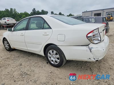 Drugie zdjęcie samochodu z przodu: 2002 TOYOTA CAMRY LE VIN:JTDBE32K320007733 - miniatura