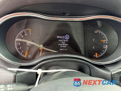 Zdjęcie 9 z 13 samochodu: 2019 JEEP GRAND CHEROKEE LAREDO VIN:1C4RJEAGXKC819712 - miniatura