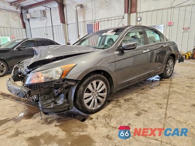 2011 HONDA ACCORD EXL 1HGCP3F85BA005586 - główne zdjęcie licytacji z USA - miniatura