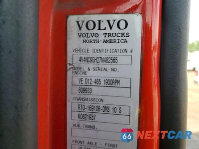 Zdjęcie 10 z 10 samochodu: 2007 VOLVO VNL SEMI TRUCK VIN:4V4NC9GH27N482565 - miniatura
