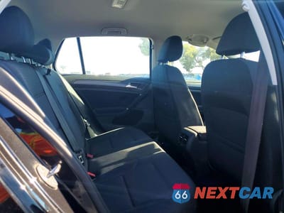 Zdjęcie 10 z 12 samochodu: 2019 VOLKSWAGEN E-GOLF SE VIN:WVWKR7AU1KW916436 - miniatura