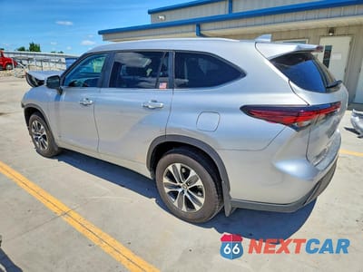 Drugie zdjęcie samochodu z przodu: 2025 TOYOTA HIGHLANDER HYBRID XLE VIN:5TDKBRCH9SS682126 - miniatura