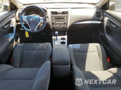 Zdjęcie 8 z 12 samochodu: 2015 NISSAN ALTIMA 2.5 S VIN:1N4AL3AP9FC203930 - miniatura