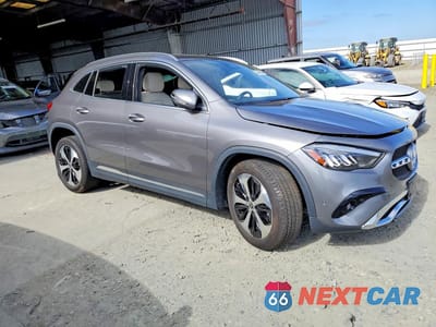 Czwarte zdjęcie samochodu z boku: 2025 MERCEDES-BENZ GLA 250 4MATIC VIN:W1N4N4HB4SJ736087 - miniatura