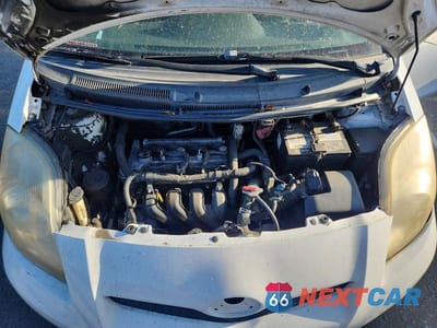 Zdjęcie 11 z 12 samochodu: 2011 TOYOTA YARIS BASE VIN:JTDKT4K36B5331721 - miniatura