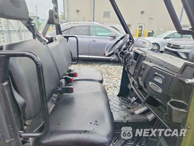 Piąte zdjęcie samochodu w środku: 2017 POLARIS RANGER XP 900 UTILITY VEHICLE VIN:3NSRTA871HG960357 - miniatura