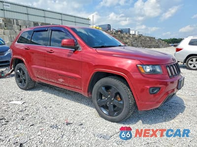 Czwarte zdjęcie samochodu z boku: 2015 JEEP GRAND CHEROKEE LAREDO VIN:1C4RJFAG3FC122765 - miniatura
