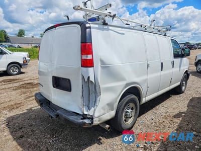 Trzecie zdjęcie samochodu z tyłu: 2018 CHEVROLET EXPRESS G3500 VIN:1GCZGGFG5J1251138 - miniatura