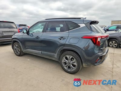 Drugie zdjęcie samochodu z przodu: 2024 KIA SELTOS S VIN:KNDEUCAA3R7539042 - miniatura