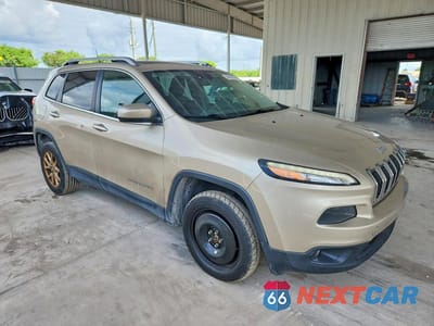 Czwarte zdjęcie samochodu z boku: 2014 JEEP CHEROKEE LATITUDE VIN:1C4PJLCS2EW186686 - miniatura