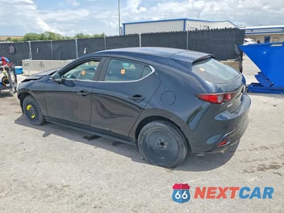 Drugie zdjęcie samochodu z przodu: 2021 MAZDA 3 SELECT VIN:JM1BPAKL2M1336962 - miniatura