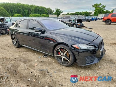 Czwarte zdjęcie samochodu z boku: 2016 JAGUAR XF S VIN:SAJBM4BV1GCY13239 - miniatura