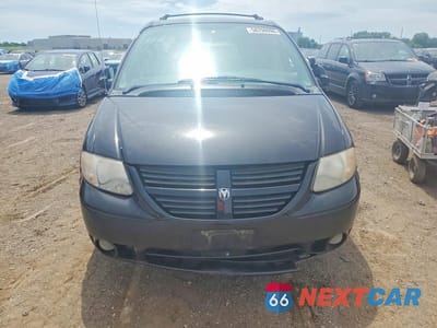 Piąte zdjęcie samochodu w środku: 2005 DODGE GRAND CARAVAN SXT VIN:2D4GP44L55R219882 - miniatura