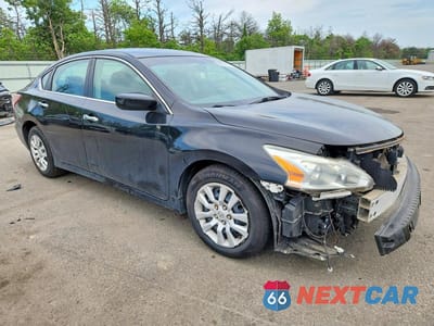 Czwarte zdjęcie samochodu z boku: 2013 NISSAN ALTIMA 2.5 VIN:1N4AL3AP3DC261948 - miniatura