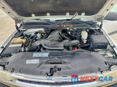 Zdjęcie 12 z 13 samochodu: 2003 CHEVROLET SUBURBAN C1500 VIN:3GNEC16Z73G208053 - miniatura