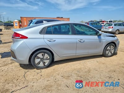 Trzecie zdjęcie samochodu z tyłu: 2022 HYUNDAI IONIQ BLUE VIN:KMHC65LC8NU268367 - miniatura