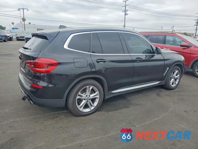 Trzecie zdjęcie samochodu z tyłu: 2021 BMW X3 XDRIVE30I VIN:5UXTY5C02M9H65860 - miniatura