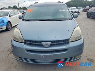 Piąte zdjęcie samochodu w środku: 2005 TOYOTA SIENNA XLE 7 PASSENGER VIN:5TDZA22C95S319893 - miniatura