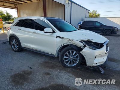 Czwarte zdjęcie samochodu z boku: 2019 INFINITI QX50 LUXE VIN:3PCAJ5M11KF139334 - miniatura