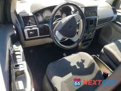 Zdjęcie 8 z 13 samochodu: 2010 DODGE GRAND CARAVAN SXT VIN:2D4RN5D12AR467147 - miniatura