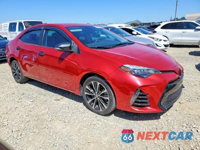 Czwarte zdjęcie samochodu z boku: 2018 TOYOTA COROLLA SE VIN:2T1BURHE6JC017619 - miniatura